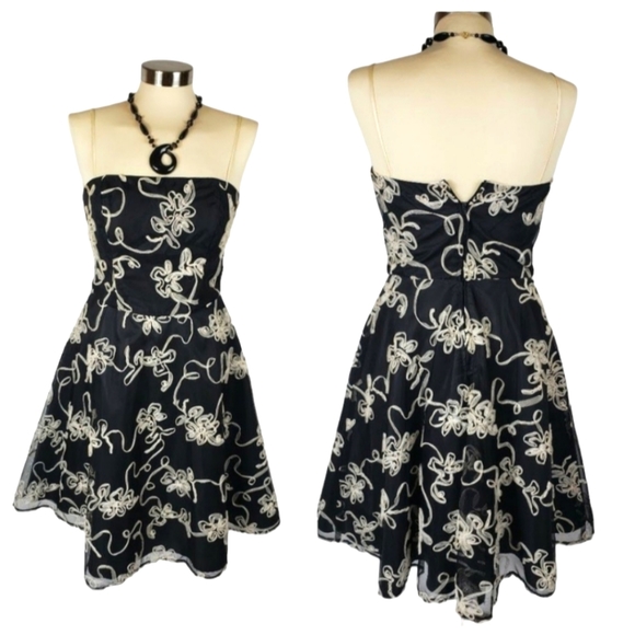 Roberta Black & Cream Floral Embroidered Boho Spaghetti Strap Mini Dress - Picture 2 of 13